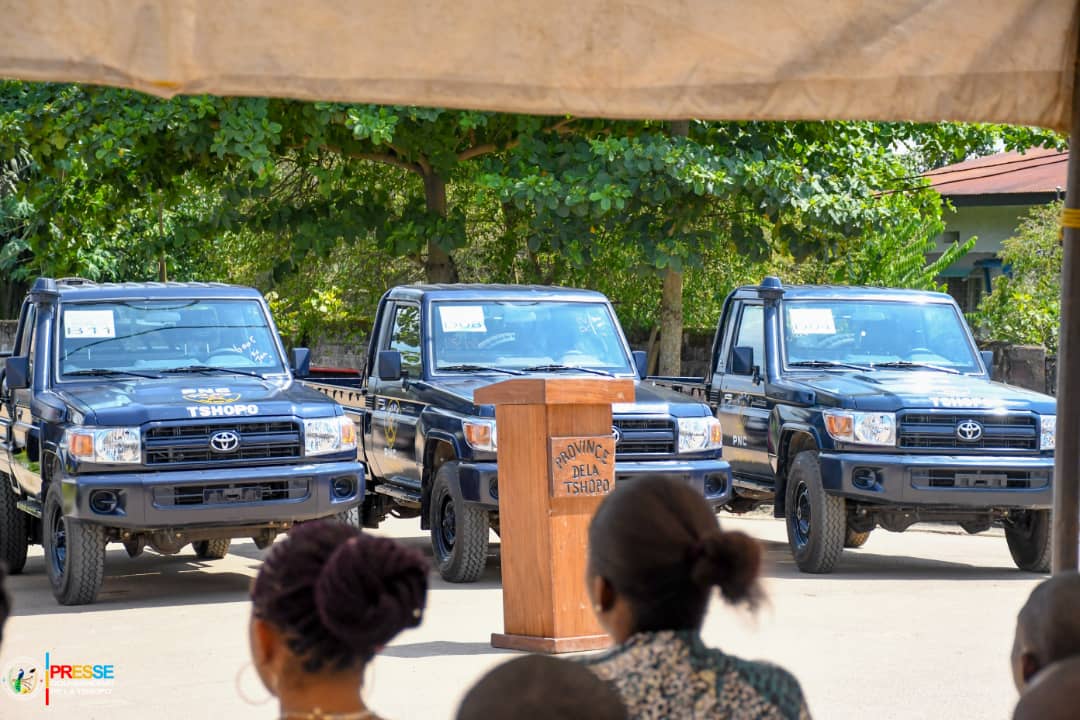 Tshopo : le Chef de l’Etat dote la PNC de 3 jeeps
